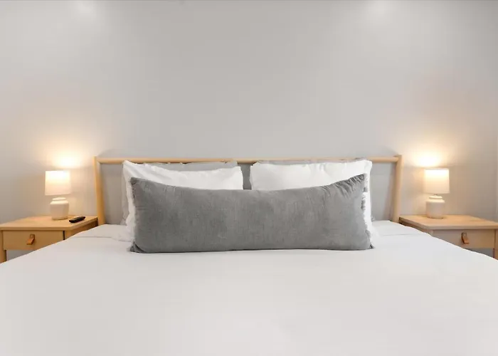 The Twin Palms Retreat Holiday home